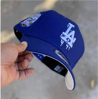 Los Angeles Dodgers caps tx 52